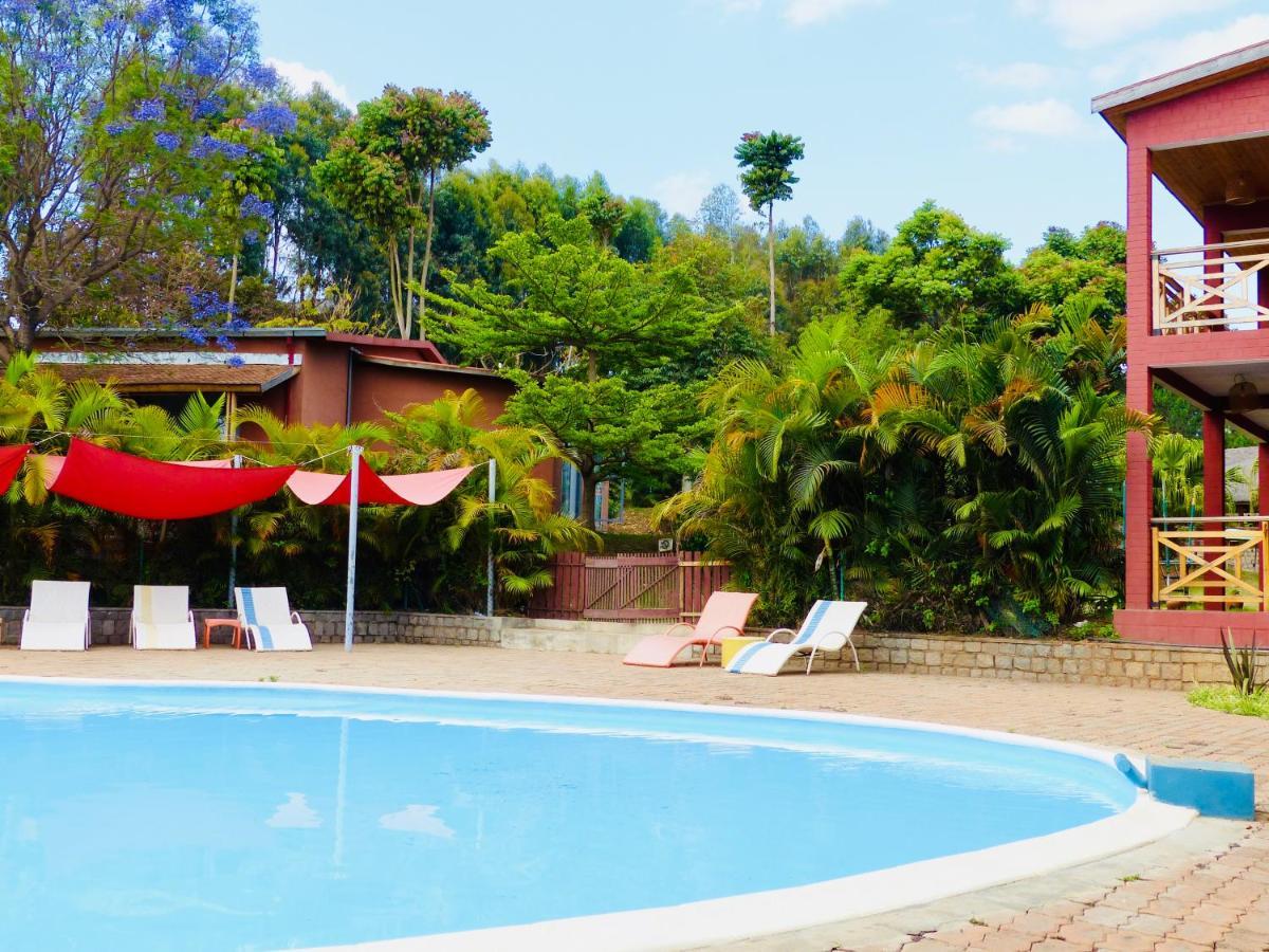 Le Chat'O Park Hotel Ivato Airport Navette Gratuite H24 Antananarivo Exterior photo
