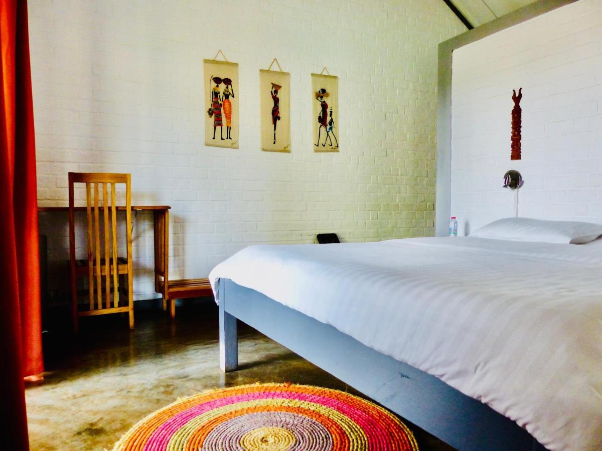 Le Chat'O Park Hotel Ivato Airport Navette Gratuite H24 Antananarivo Exterior photo