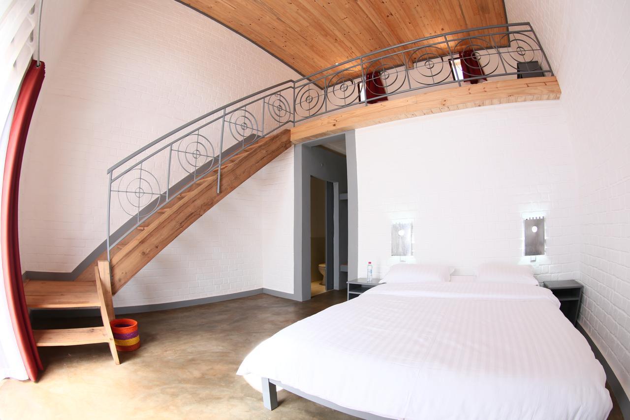 Le Chat'O Park Hotel Ivato Airport Navette Gratuite H24 Antananarivo Exterior photo