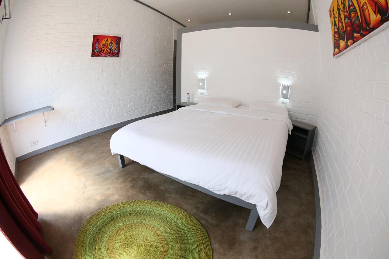 Le Chat'O Park Hotel Ivato Airport Navette Gratuite H24 Antananarivo Exterior photo
